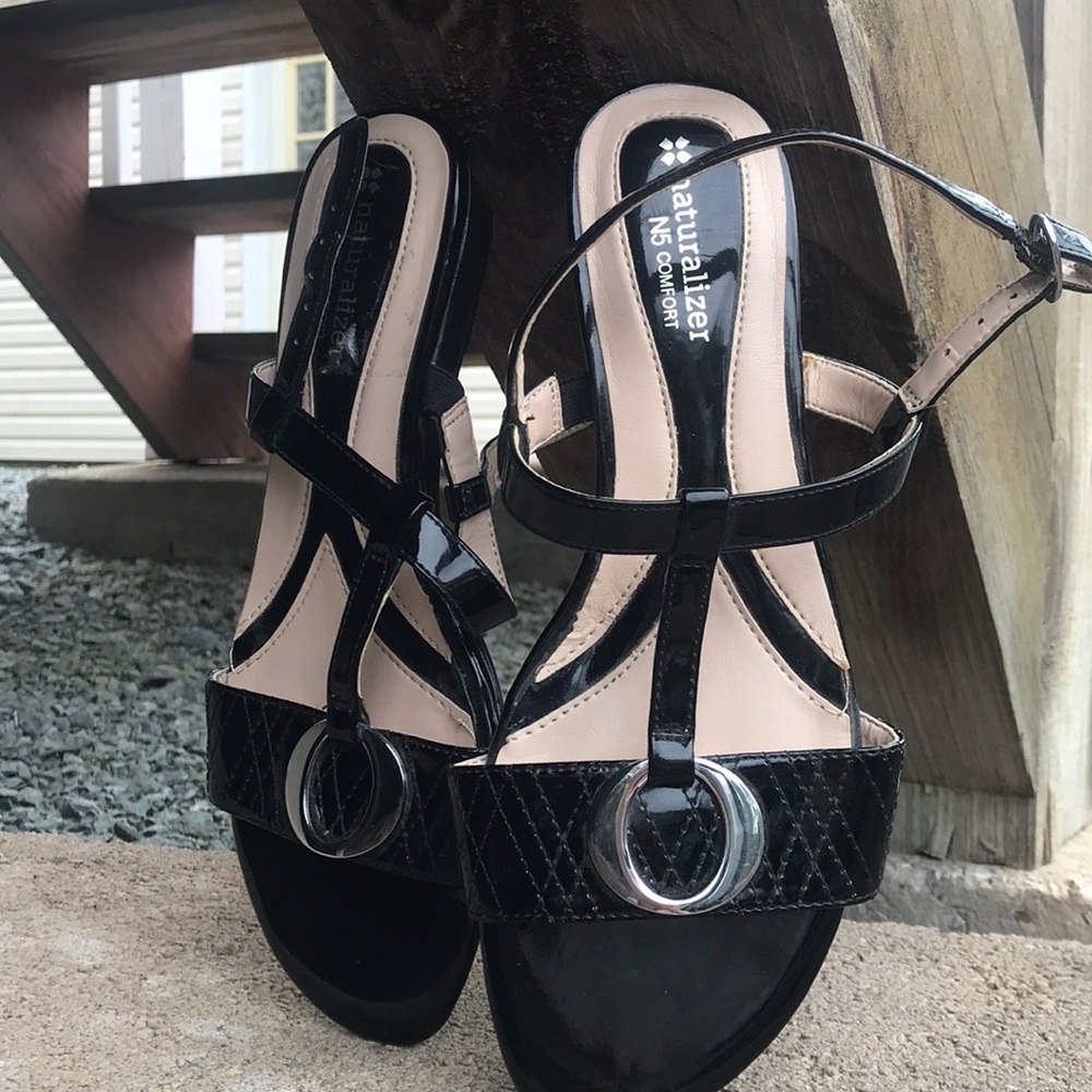 Beautiful sandal. Get ready for summer